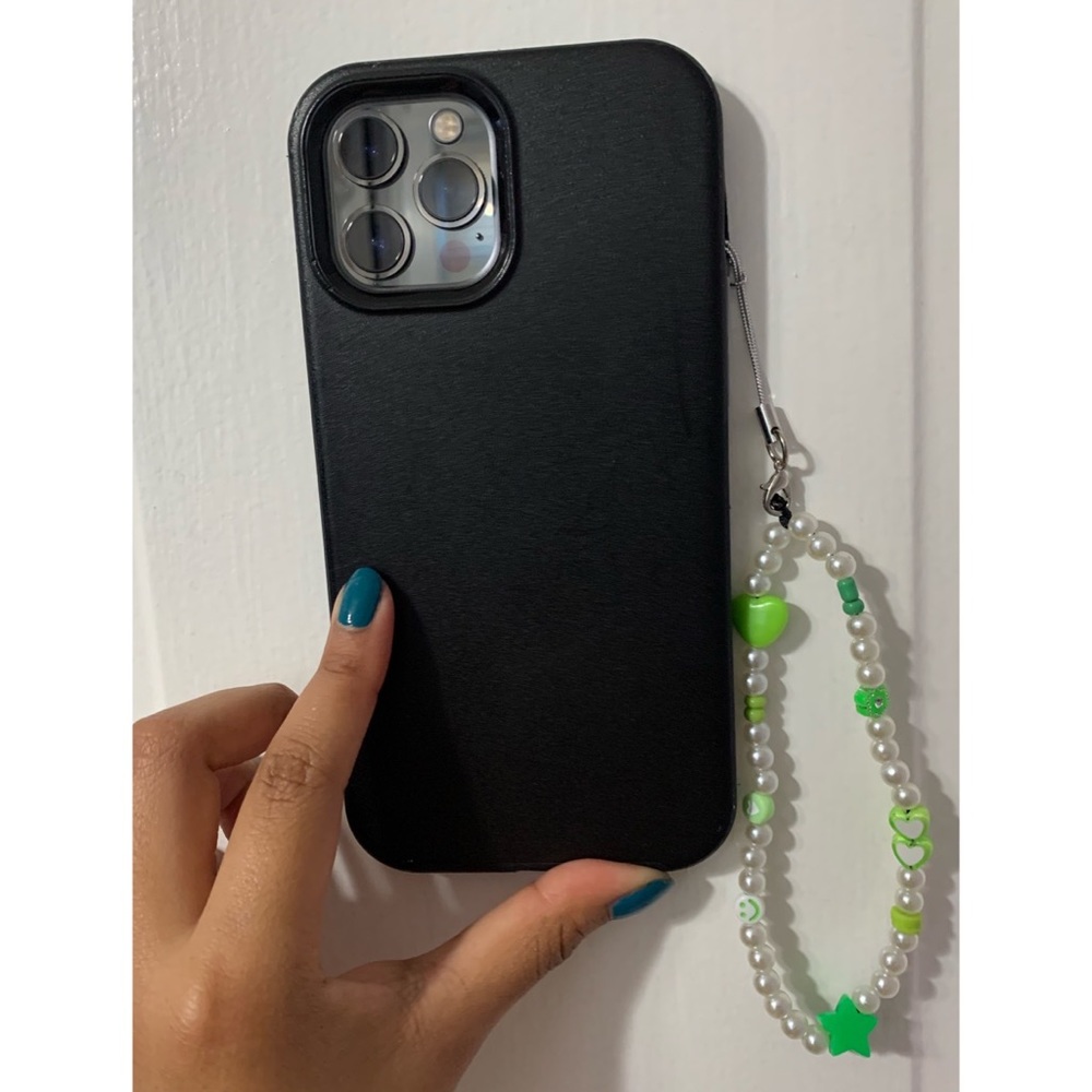 Phone charm - Picture 2 of 4